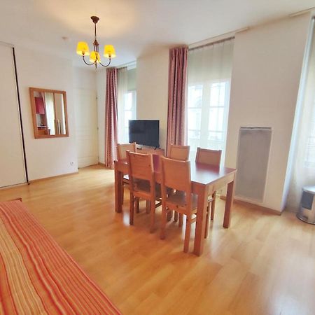 Ostal, T3, Centre Luchon, Wifi, Casier A Skis, Ascenseur, 6 Personnes Bagneres-de-Luchon Екстер'єр фото