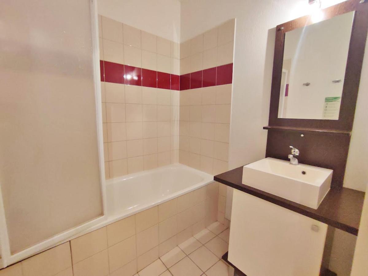 Ostal, T3, Centre Luchon, Wifi, Casier A Skis, Ascenseur, 6 Personnes Bagneres-de-Luchon Екстер'єр фото